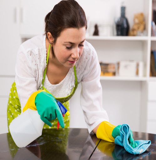 خدمة تنظيف المنازل بالساعات